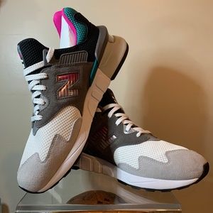 New Balance 997 Sport - Men's size 9.5